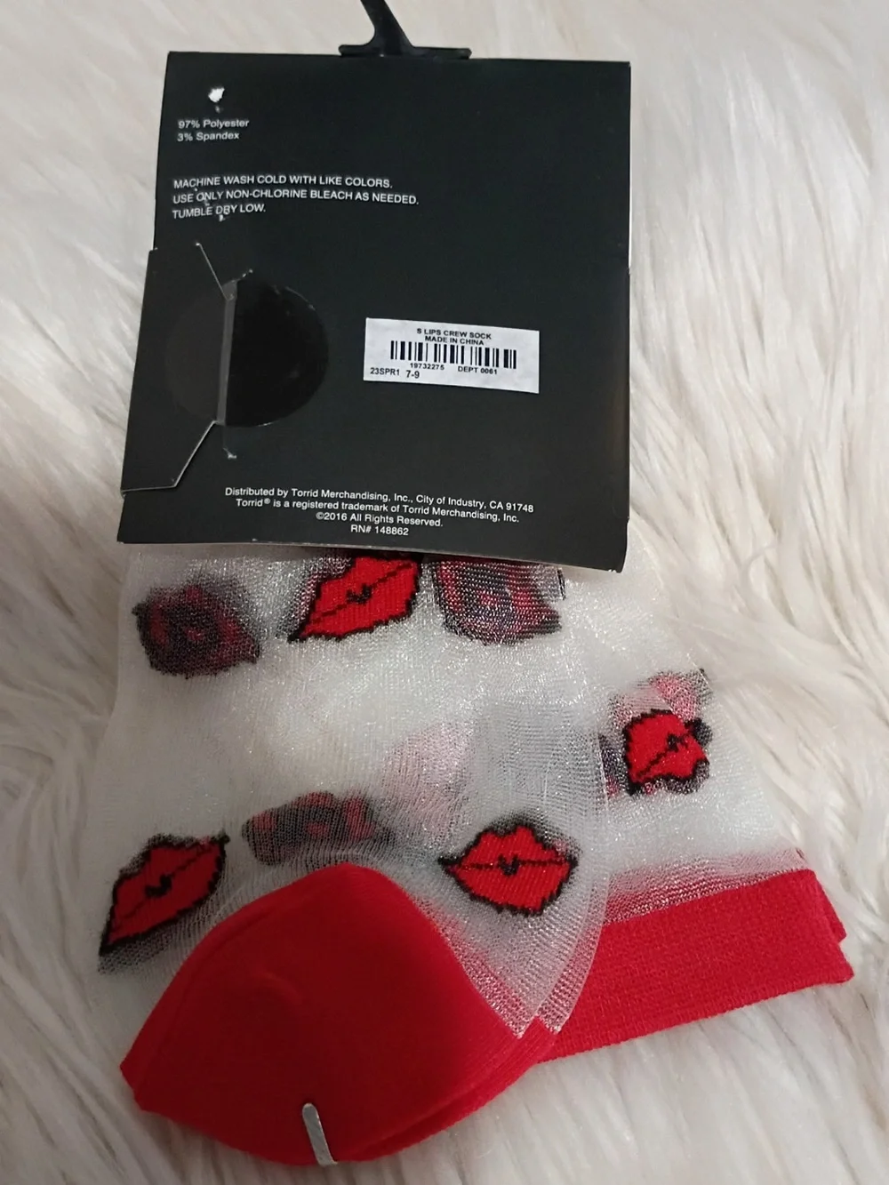 Torrid Sheer Crew Socks  Red Lips Print Women’s 7-9